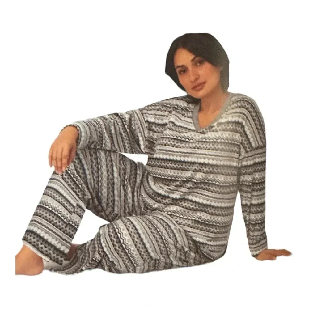 Nautica Pajama‎ PJ Set Women's size XXL 2 Piece Fleece Sleepwear V-Neck Top Gray